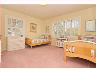 410 W Santa Inez Av, Hillsborough, CA 94010